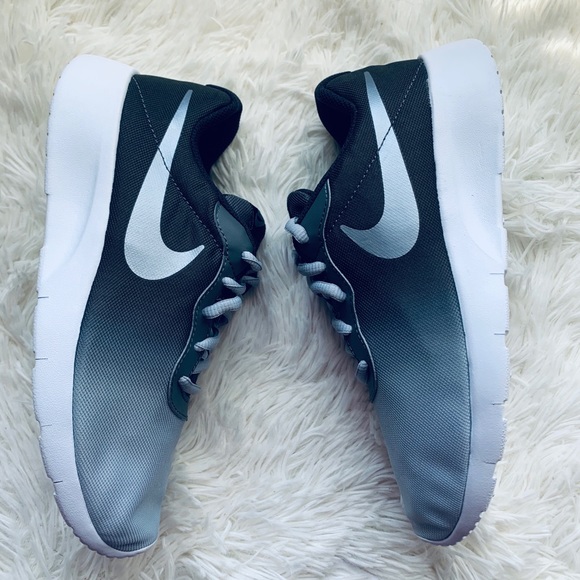 Nike Tanjun - Picture 2 of 7